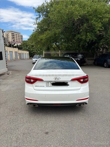 Hyundai Sonata-8