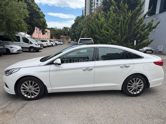Hyundai Sonata-10