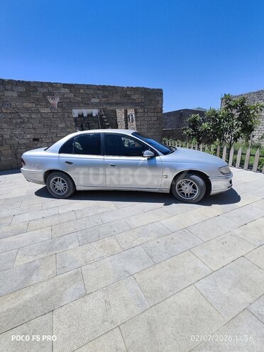 Opel Omega-2