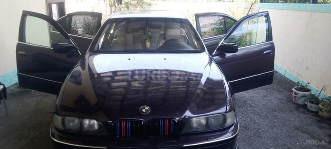 BMW 528-10