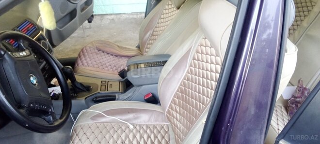 BMW 528-4