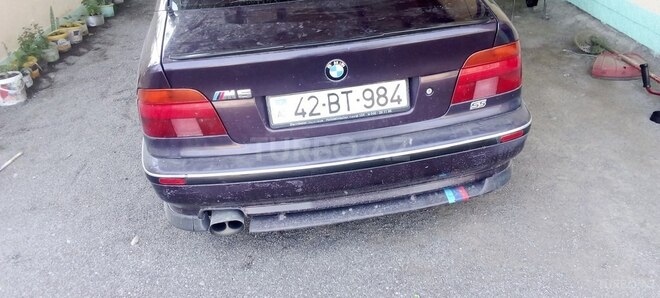 BMW 528-2