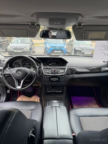 Mercedes E 200-3