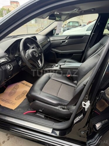 Mercedes E 200-8