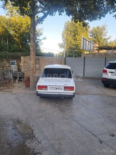 LADA (VAZ) 2107-2