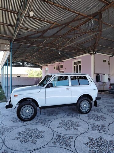 LADA (VAZ) Niva-6