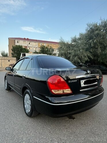 Nissan Sunny-5
