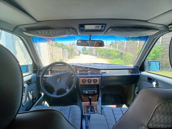 Mercedes 190-3