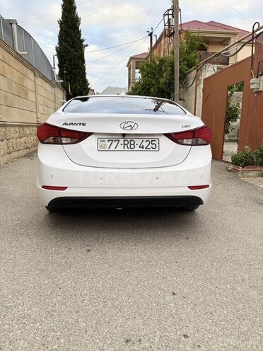 Hyundai Avante-2