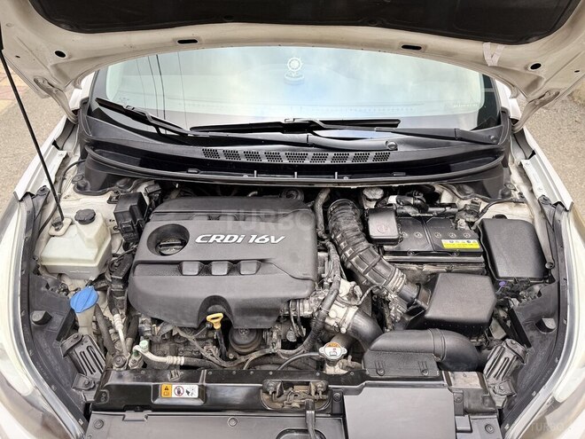 Hyundai Avante-6
