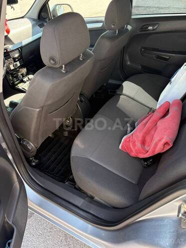 Opel Astra-16