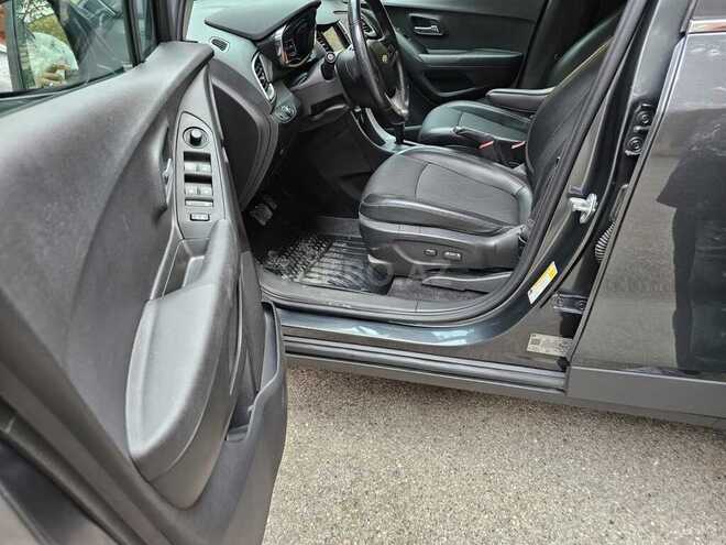 Chevrolet Trax-13