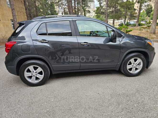 Chevrolet Trax-8