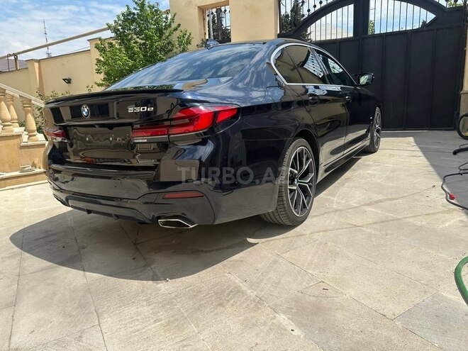 BMW 530e-8