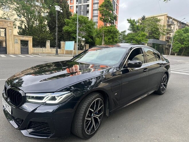 BMW 530e-9