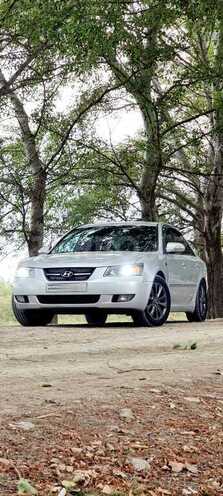 Hyundai Sonata-1