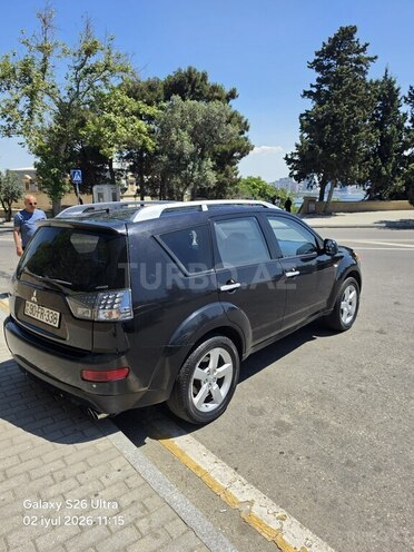 Mitsubishi Outlander-9