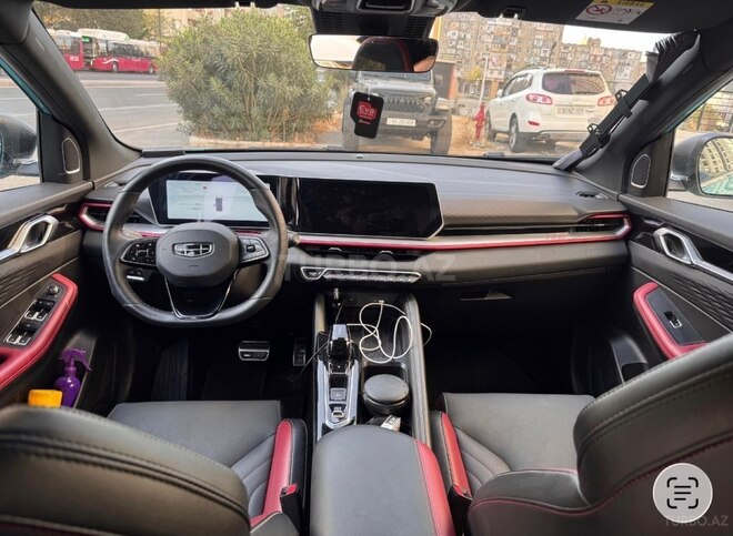 Geely Coolray-5