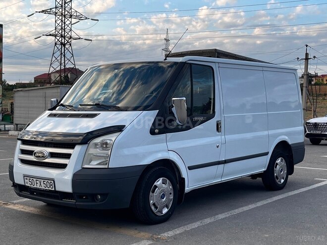 Ford Transit-2