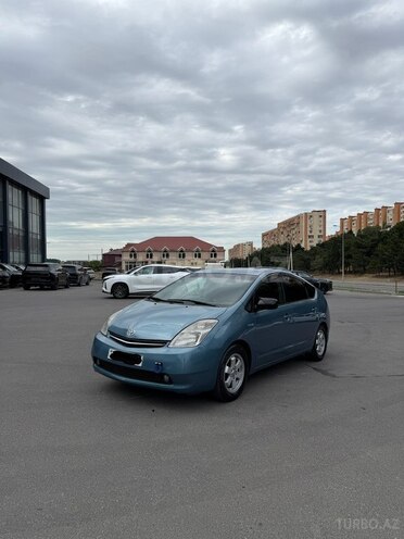 Toyota Prius-8