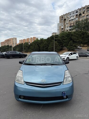 Toyota Prius-1