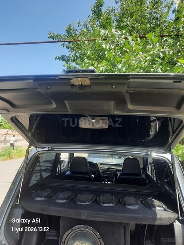 LADA (VAZ) Niva-12