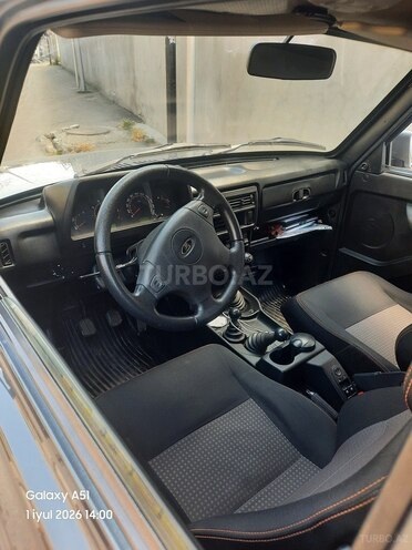 LADA (VAZ) Niva-9