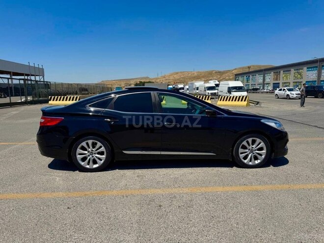 Hyundai Grandeur-2
