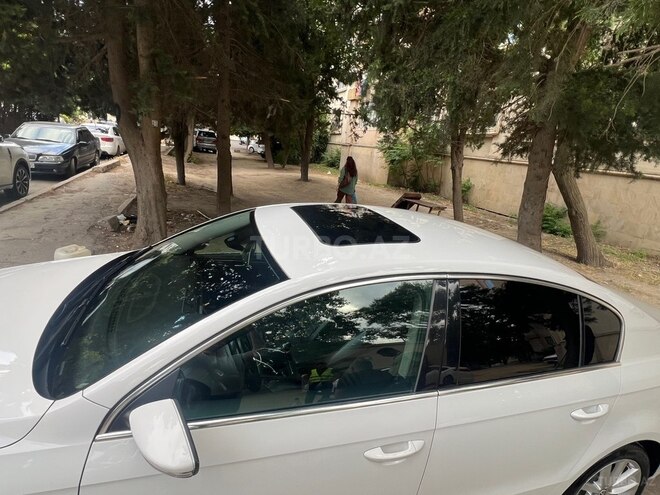 Volkswagen Passat-4