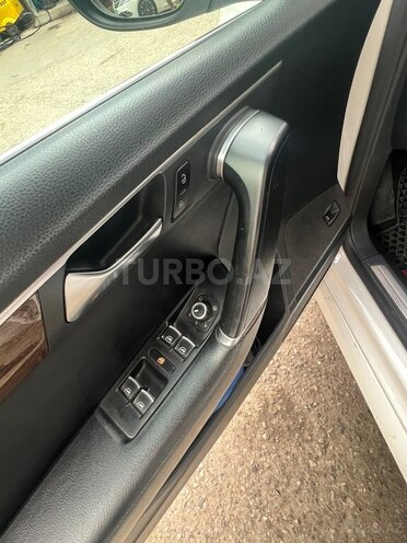 Volkswagen Passat-9
