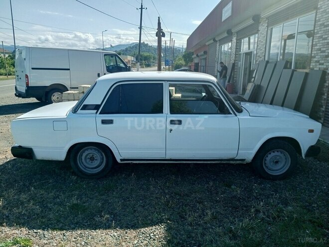 LADA (VAZ) 2107-5