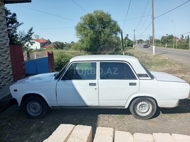 LADA (VAZ) 2107-4
