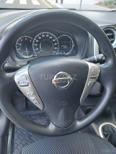 Nissan Note-5