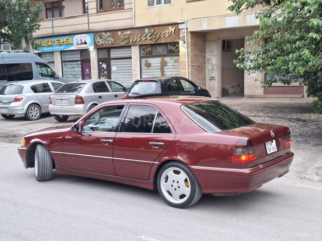 Mercedes C 230-12