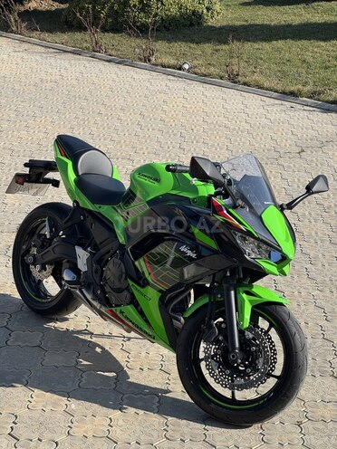 Kawasaki Ninja 650-3
