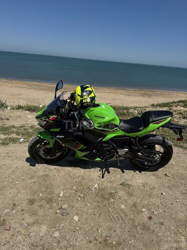 Kawasaki Ninja 650-2