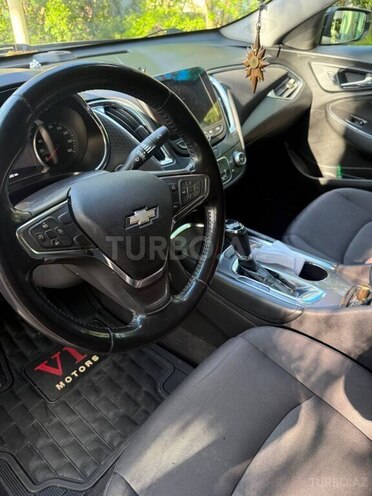 Chevrolet Malibu-13