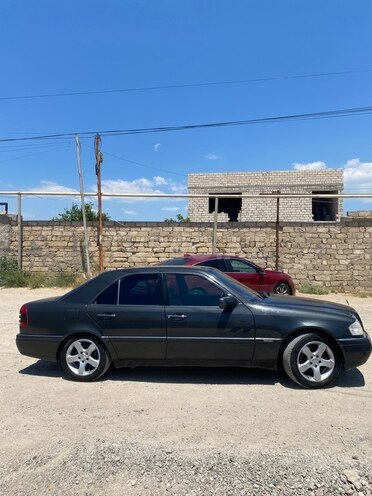 Mercedes C 180-8