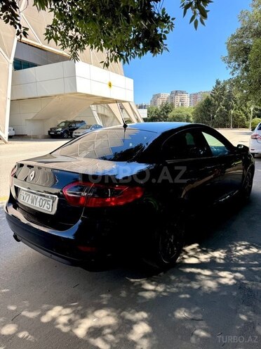 Renault Fluence-10