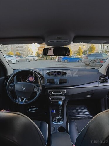 Renault Fluence-19