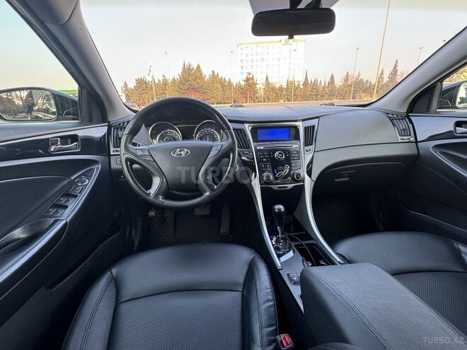 Hyundai Sonata-7