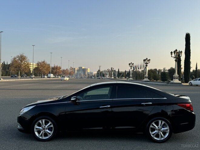 Hyundai Sonata-17
