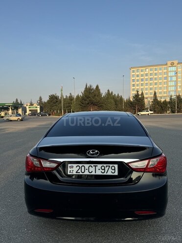 Hyundai Sonata-3