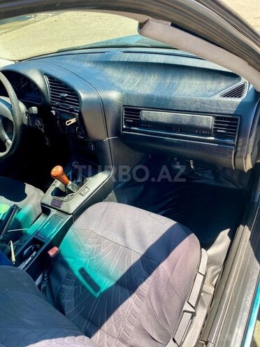BMW 318-7