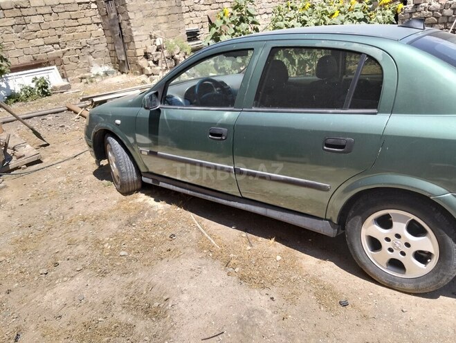 Opel Astra-12