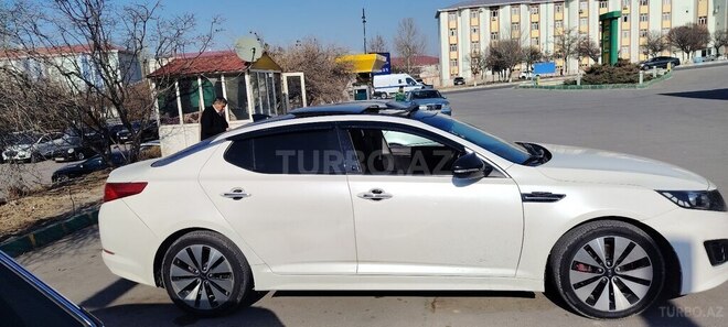 Kia Optima-2
