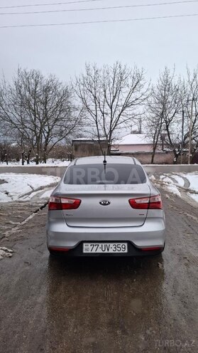 Kia Rio-9
