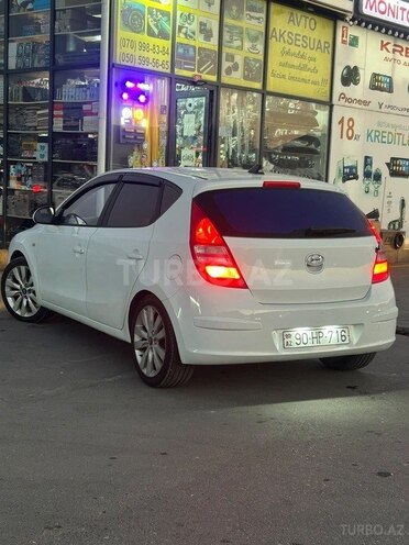 Hyundai i30-2