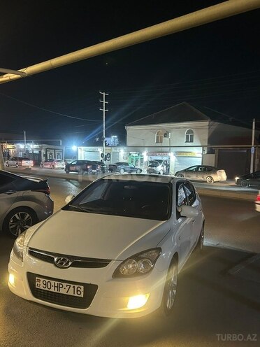 Hyundai i30-7