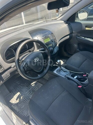 Hyundai i30-8